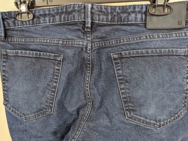 10-2640.jpg Bonobos Men's Jeans Dark Wash 5-Pocket Regular Fit 17.5in Waist 29.5in Inseam