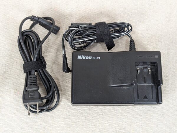 Nikon EH-21 AC Adapter Battery Charger for EN-EL1 Li-ion Batteries Power Cord