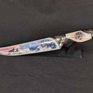 Decorative Fantasy Knife Wolf Head Pommel American Flag Art Display Piece 440...