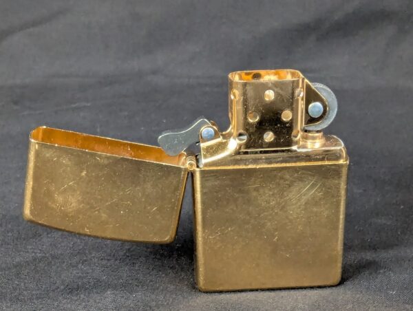 2002 Zippo Windproof Lighter Solid Brass Finish Marlboro Display Case Collector