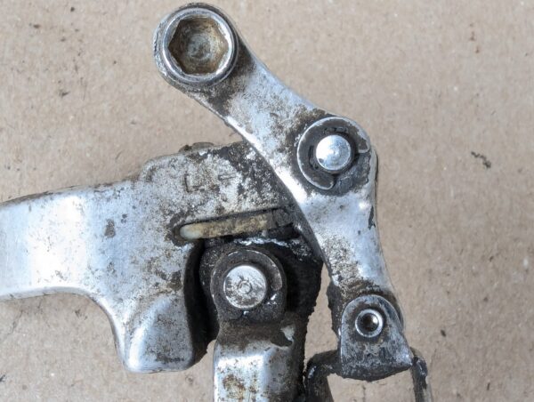 Vintage Shimano FD-Z206 Front Derailleur 1980s Clamp-On Silver Road Mountain 286
