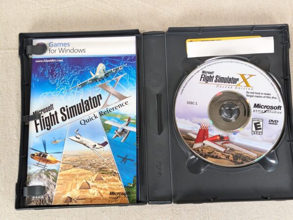 Microsoft Flight Simulator X: Deluxe Edition 2006 PC Game Software with Case ...