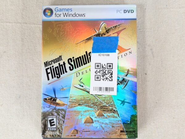 Microsoft Flight Simulator X: Deluxe Edition 2006 PC Game Software with Case ...