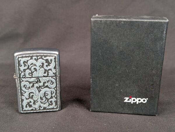 Zippo Windproof Lighter High Polish Chrome Ornate Scrollwork Emblem 2003 Vintage