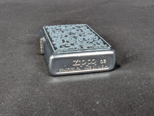 Zippo Windproof Lighter High Polish Chrome Ornate Scrollwork Emblem 2003 Vintage