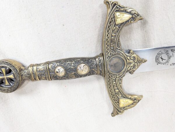 Collection of 5 Decorative Fantasy Replica Swords and Daggers Master Cutlery