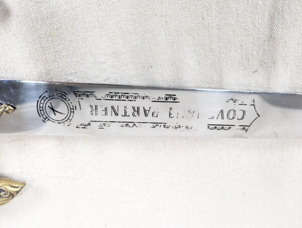 Collection of 5 Decorative Fantasy Replica Swords and Daggers Master Cutlery