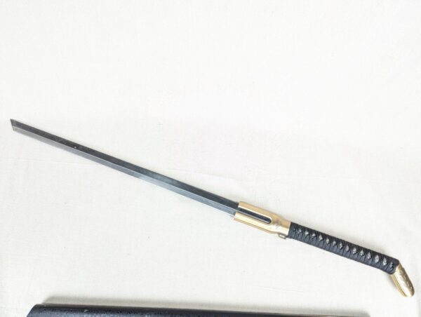 Collection of 5 Decorative Fantasy Replica Swords and Daggers Master Cutlery