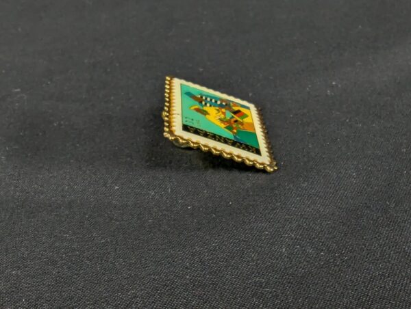 USPS Kwanzaa Commemorative Lapel Pin Stamp 1997 Holiday Gift Idea