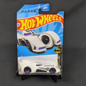 10-3976.jpg Hot Wheels Batmobile Purple Error DC The Flash Series 3/5 Batman 103/250 NOS