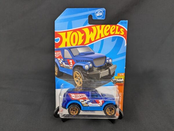 10-3992.jpg Hot Wheels Power Panel HW Hot Trucks 5/10 189/250 Collectible New in Package