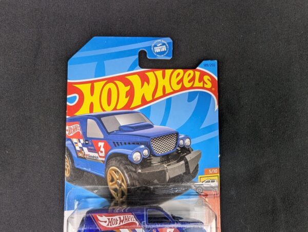 10-3994.jpg Hot Wheels Power Panel HW Hot Trucks 5/10 189/250 Collectible New in Package