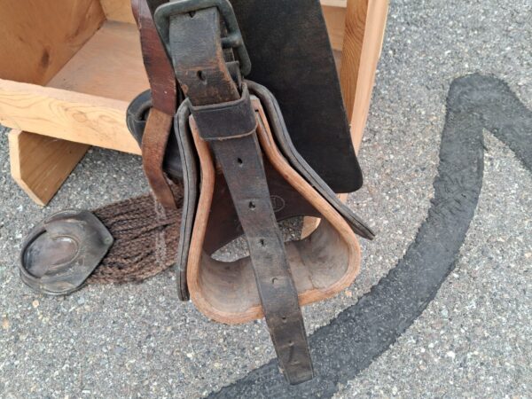 WWI US Army Model 1912 Cavalry Saddle Hotze & Sons 1918 Spalding 1917 12 Inch
