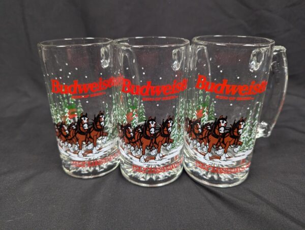 10-414.jpg Budweiser Clydesdales Beer Mugs Set of 3 Vintage 1988 Holiday Barware Glass 12oz