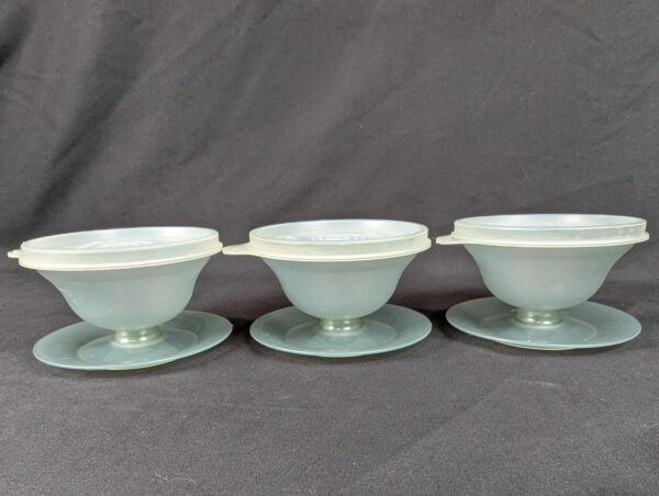 10-4191.jpg Vintage Tupperware Pedestal Dessert Sherbet Bowls with Lids Set of 3 Mid-Century