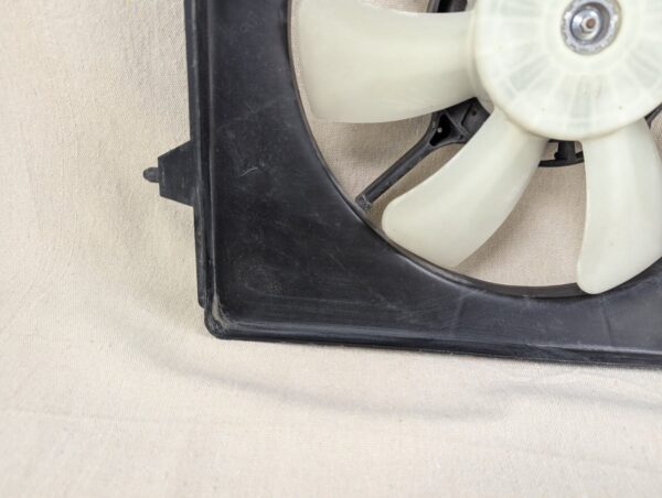 Denso Radiator Cooling Fan Assembly 2016 Honda CRV Radiator Fan Assembly Good