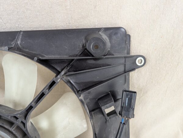 Denso Radiator Cooling Fan Assembly 2016 Honda CRV Radiator Fan Assembly Good