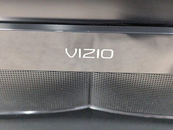 Vizio 37" LCD HDTV Model VW37L HDTV40A with Original Remote Control Included