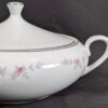 Coventry Fine China Covered Vegetable Serving Bowl Floral Lace Pattern 655 Japan