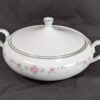 Coventry Fine China Covered Vegetable Serving Bowl Floral Lace Pattern 655 Japan