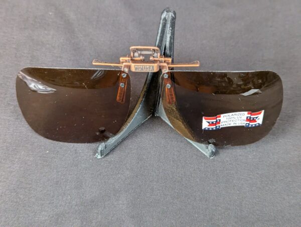 10-4517.jpg Vintage 1998 Crown Clip-On Sunglasses with Polaroid Lenses Accessory Eyewear