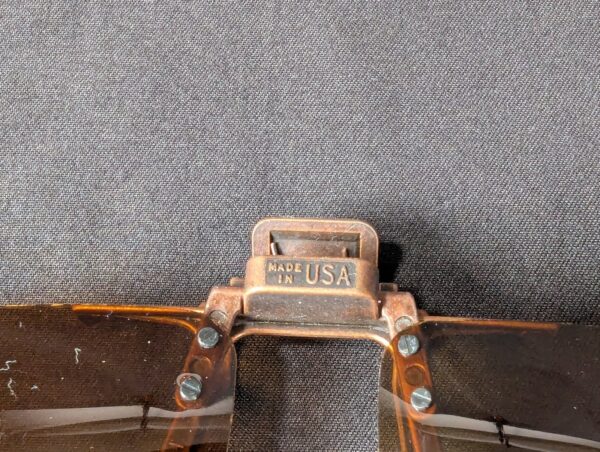 10-4520.jpg Vintage 1998 Crown Clip-On Sunglasses with Polaroid Lenses Accessory Eyewear