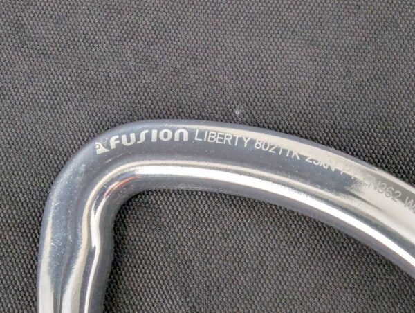 Fusion Liberty 8021TK Swivel Carabiner Outdoor Climbing Hardware Metal Hardware