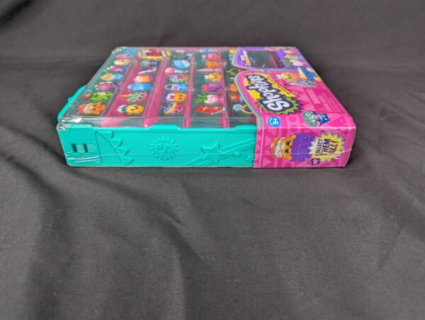 Moose Toys Shopkins Collector Case 2016 Edition with 2 Figures and Sticker Sheet
