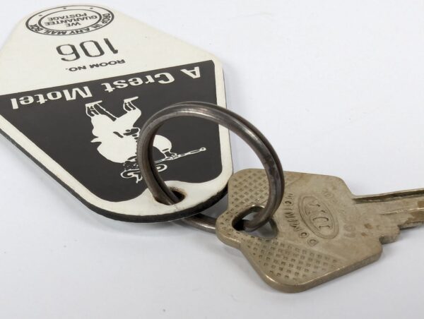 10-4845.jpg Luton Crest Motel Vintage Room Key and Dominion Lock Co Plastic Fob Collectible