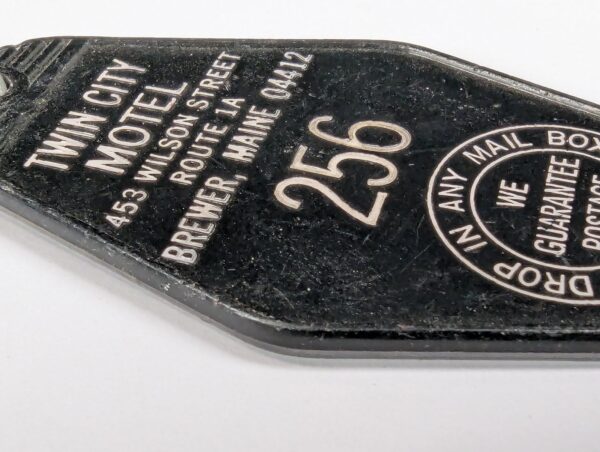 Schlage Twin City Motel Key Fob Brewer Maine 453 Wilson Street Vintage Black 256