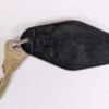 10-4954.jpg Vintage Oak Lo Motel Dunsmuir CA Room Key and Plastic Keychain Fob Number 22