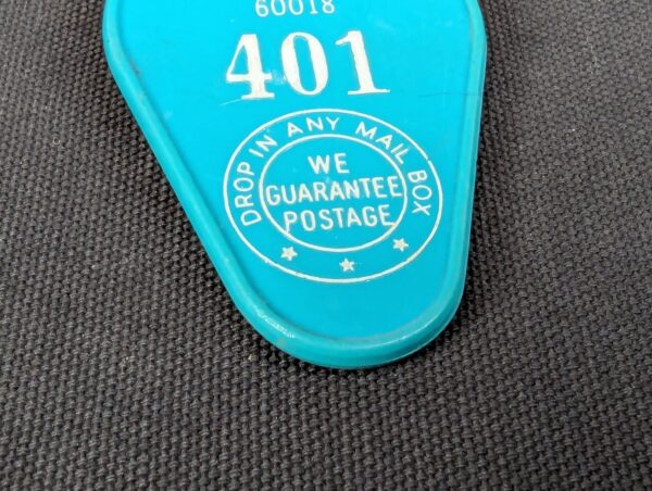 10-4963.jpg Vintage Royal Court Inn Motel Key and Plastic Fob Best Western Des Plaines Il...