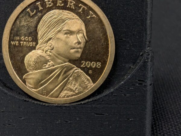 10-5018.jpg US Dollar Coin Sacagawea 2008 Denver Mint Bright Mirror Finish Possible Proof