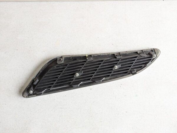 10-779.jpg Infiniti Front Fender Side Vent Grille Set LH RH Chrome Black 2011-2013 Excel...