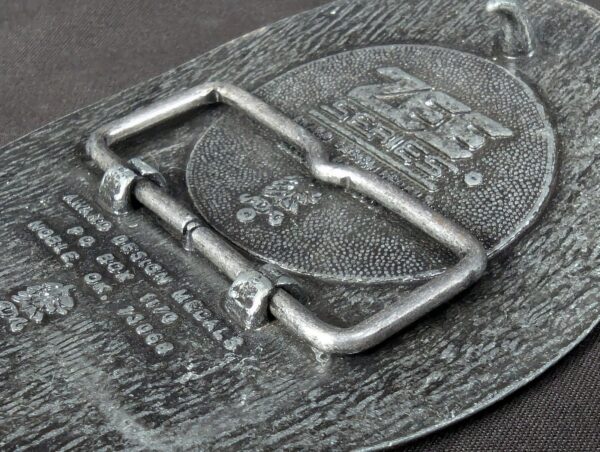 10-860.jpg Vintage Award Design Medals Zee Series Western Cowboy Longhorn Belt Buckle Metal